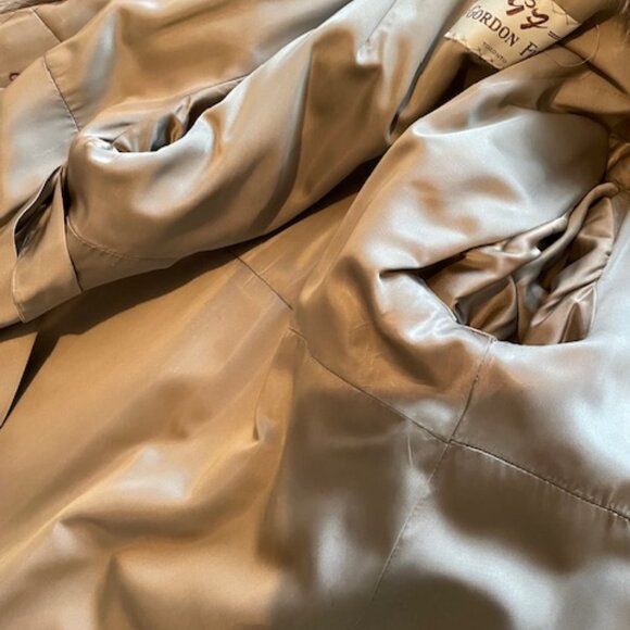 Full length Light/dark brown/black raccoon coat with gold satin lining Size S/M - Picture 8 of 16